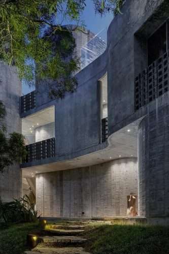 Wandering walls. Arquitectura brutalista en Taiwán