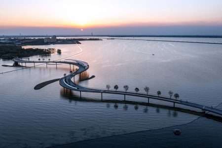 Yuandang plataforma flotante. Bearley architects & urbanist