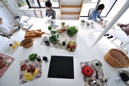Mesa/cocina. Diseño minimalista. Diseño japonés. Studio Velocity