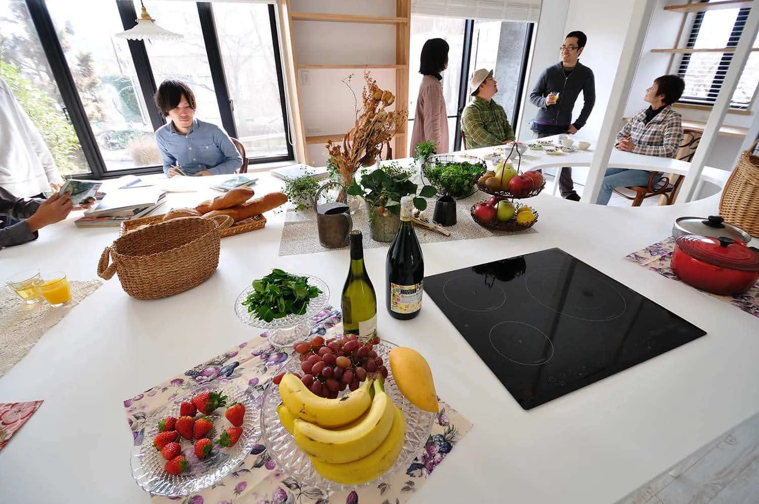 Mesa/cocina. Diseño minimalista. Diseño japonés. Studio Velocity