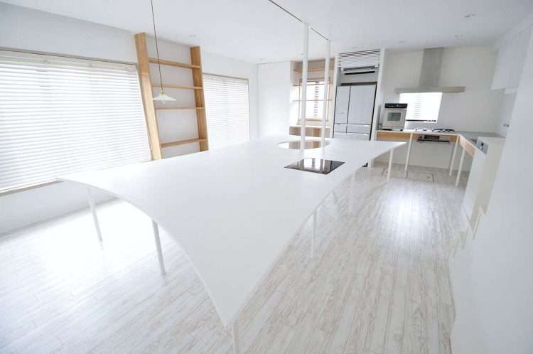 Mesa/cocina. Diseño minimalista. Diseño japonés. Studio Velocity