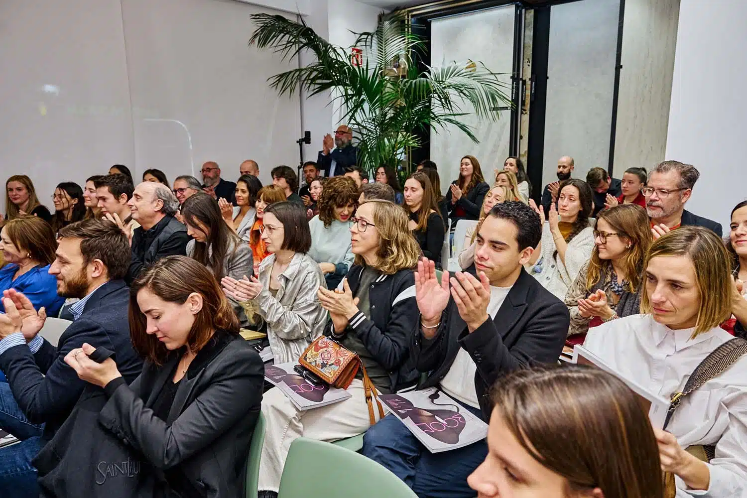 El público asistente a la charla de Studiopepe en Cosentino City Madridv