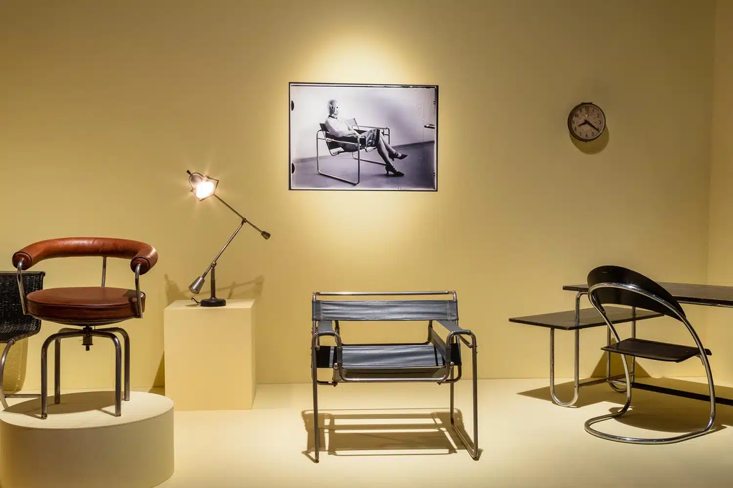 Exposición Sillas: iconos del diseño moderno. Colección Alexander von Vegesack. Madrid Design Festival 2024