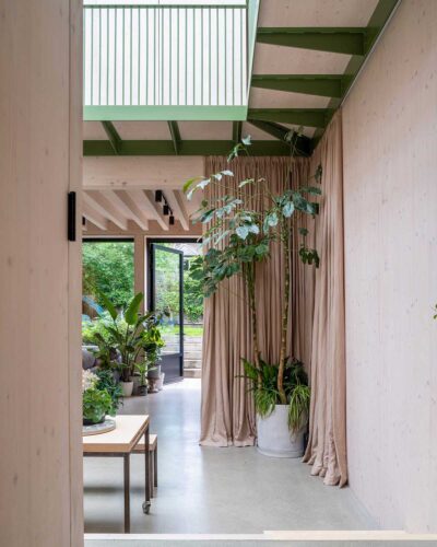 Green House. Hayhurst & Co. Casa del Año 2023 por el Royal Institute of British Architects (RIBA)