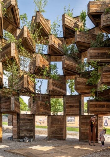 Jardín vertical, Capital Europea de la Cultura, Hello Wood