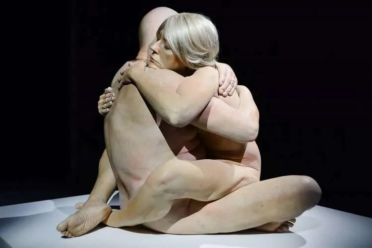 Embrace. Marc-Sijan. Esculturas hiperrealistas. Musée Maillol de París