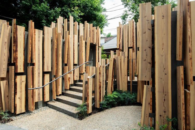 Kengo Kuma. arquitectura de madera. baño público