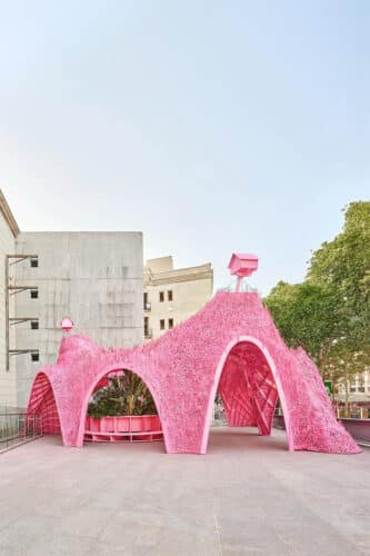 Pink Mountains. TAKK