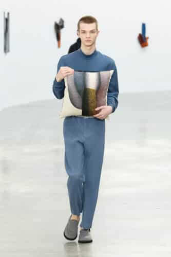 Issey Miyake y Ronan Bouroullec. Paris Fashion Week 2024