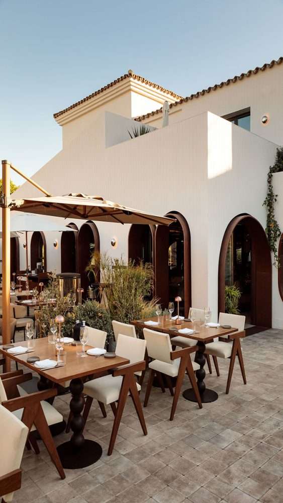 AstetStudioRoostiqMarbellaFN0551-7cd74798