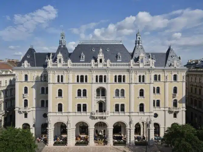W Hotels, BJB, Palacio Drechsler, Budapest